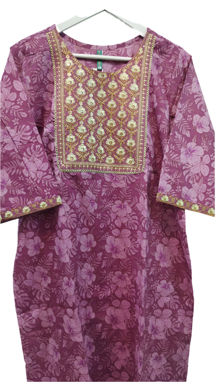 WOMEN'S ETHNIC WEAR