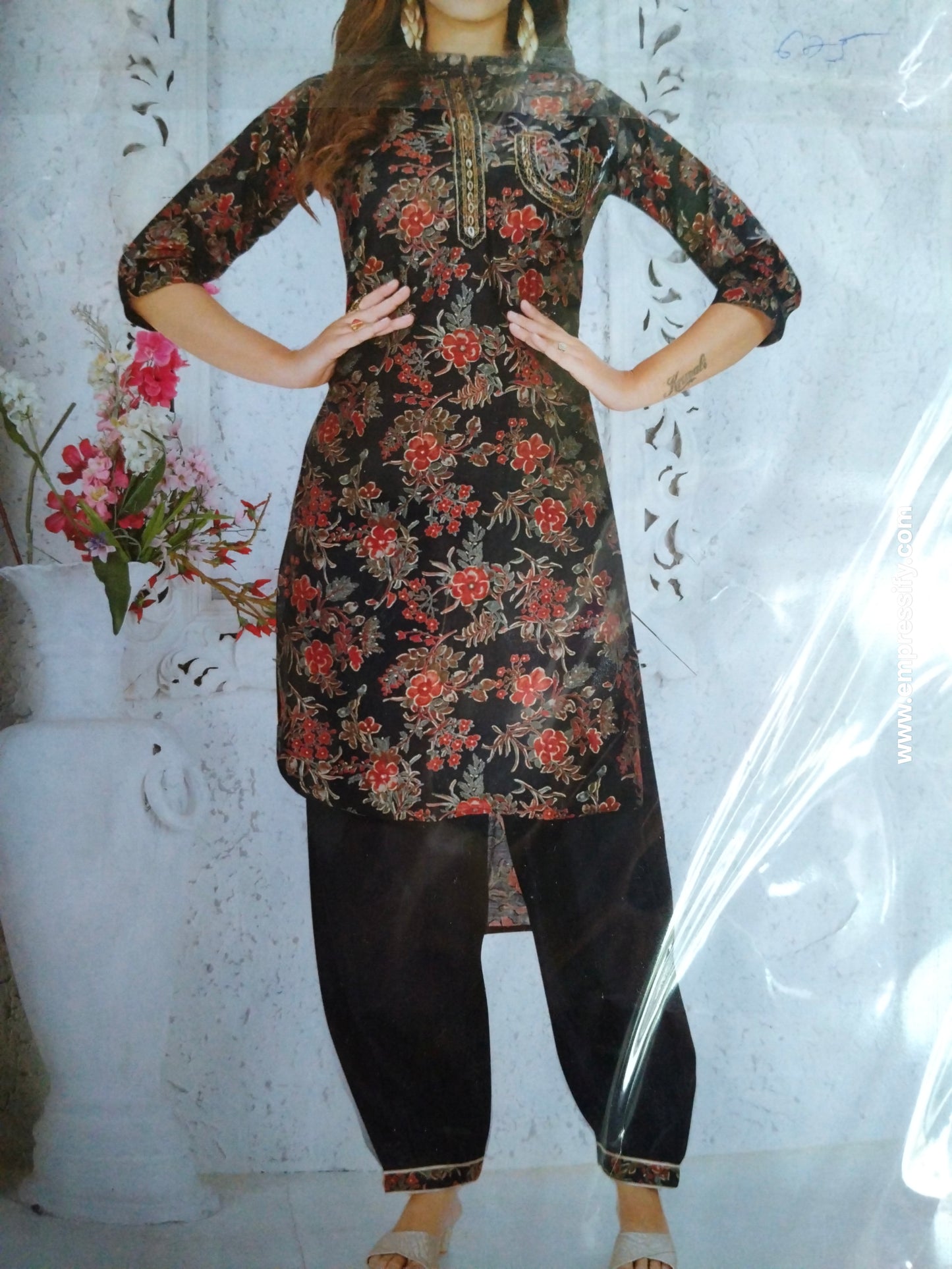 BLACK FLORAL SHIRT STYLE COORDS