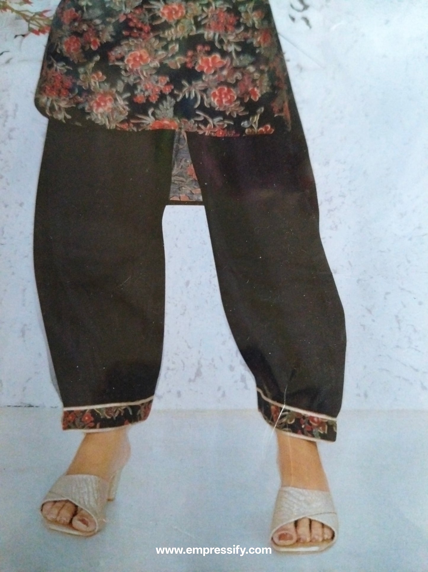 BLACK FLORAL SHIRT STYLE COORDS