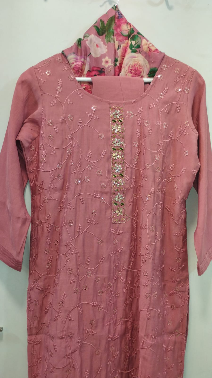 WOMEN'S ETHNIC FESTIVE WEAR