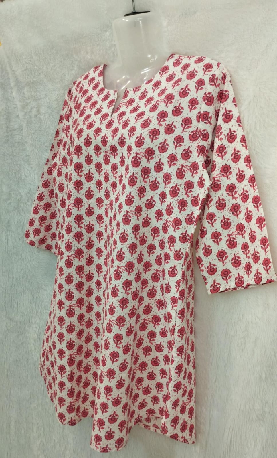 WOMENS SHORT KURTIS