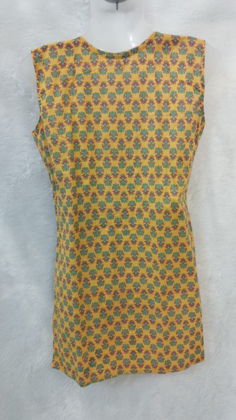 WOMEN'S SHORT KURTIS