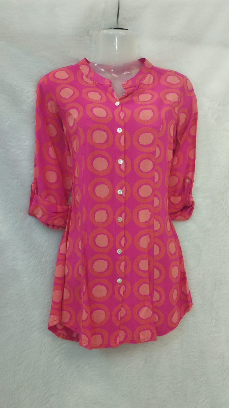 PINK AND PEACH NUCLEUS PRINT SHORT KURTI