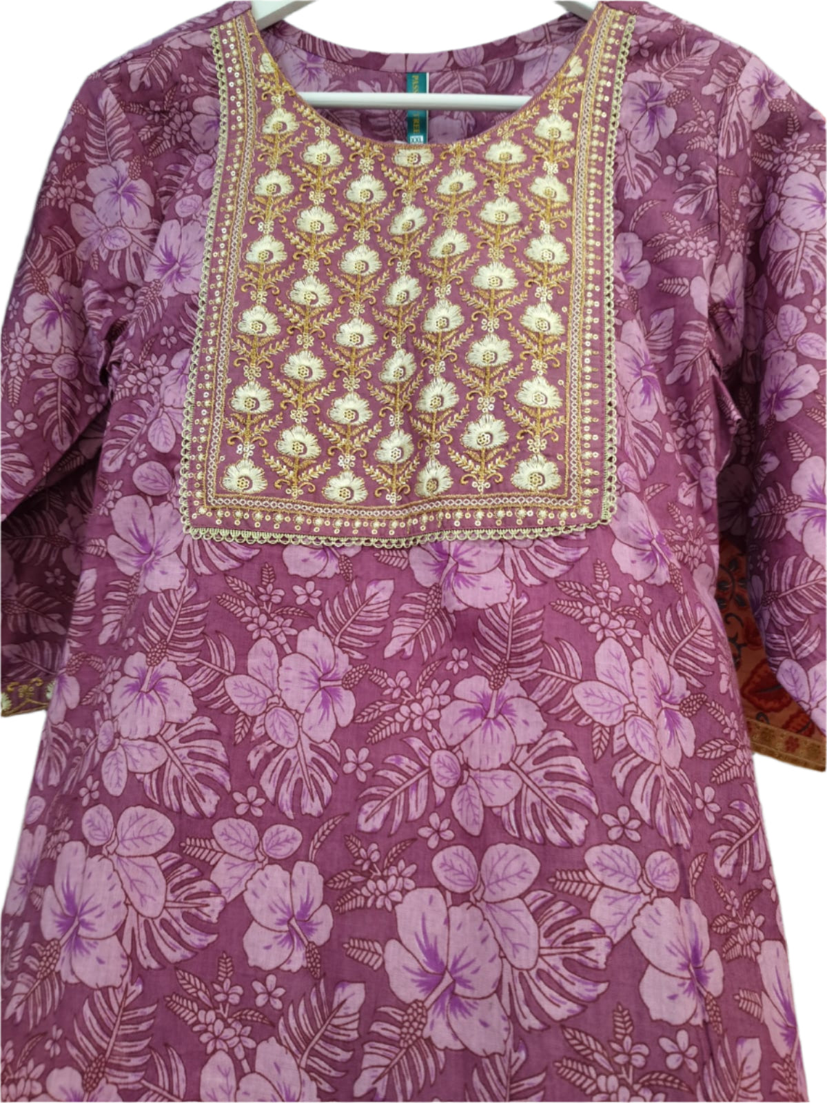 WOMEN'S ETHNIC WEAR