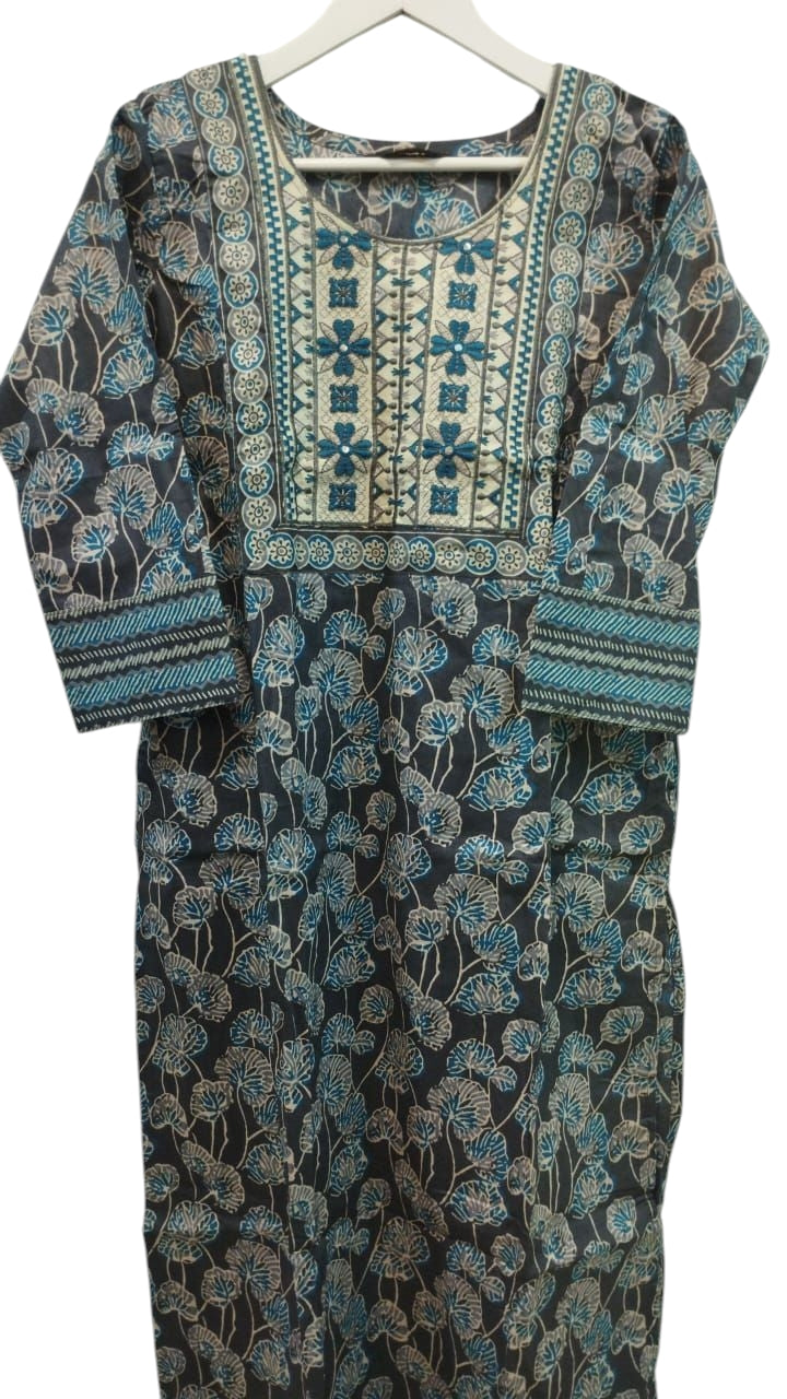 WOMEN'S ETHNIC WEAR
