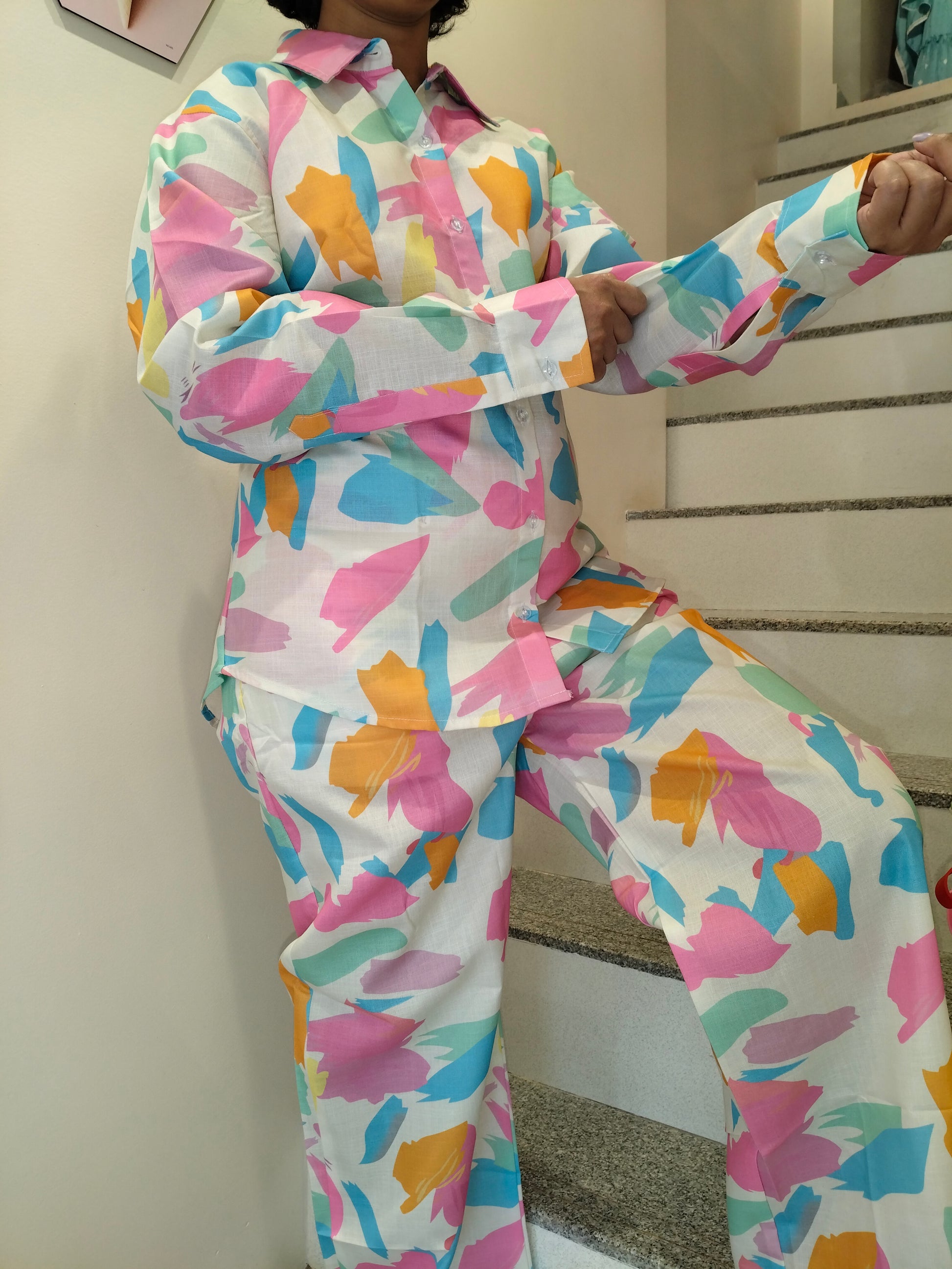 WOMEN'S COORDS SET