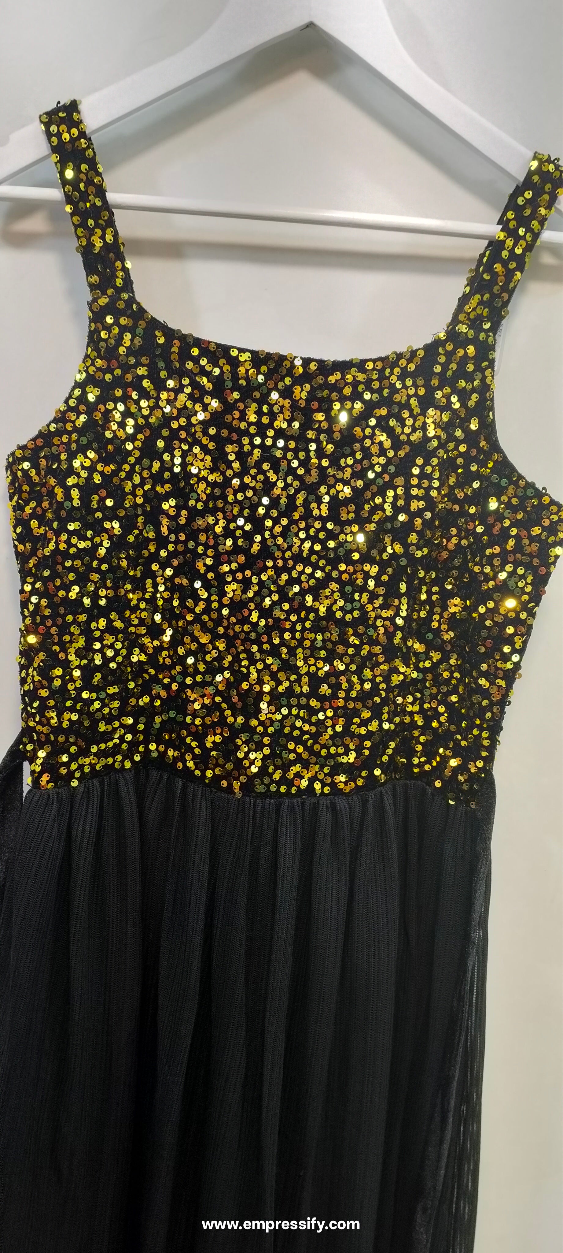 WOMEN'S PARTYWEAR