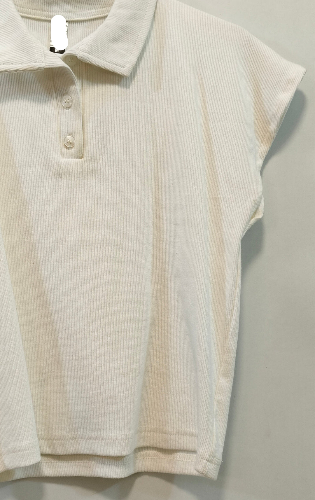 WOMEN'S TOPS AND WOMEN'S TSHIRTS