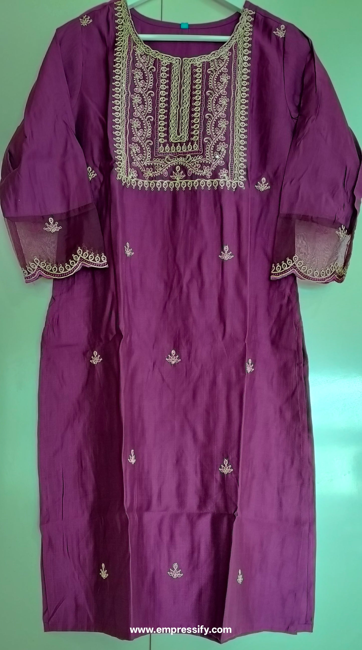 SILK WINE WOMEN FESTIVE KURTA SET