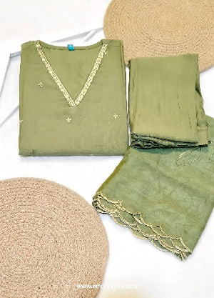 WOMEN FESTIVE KURTA SET