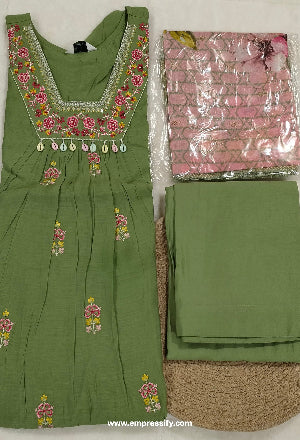 WOMEN'S KURTA SETS