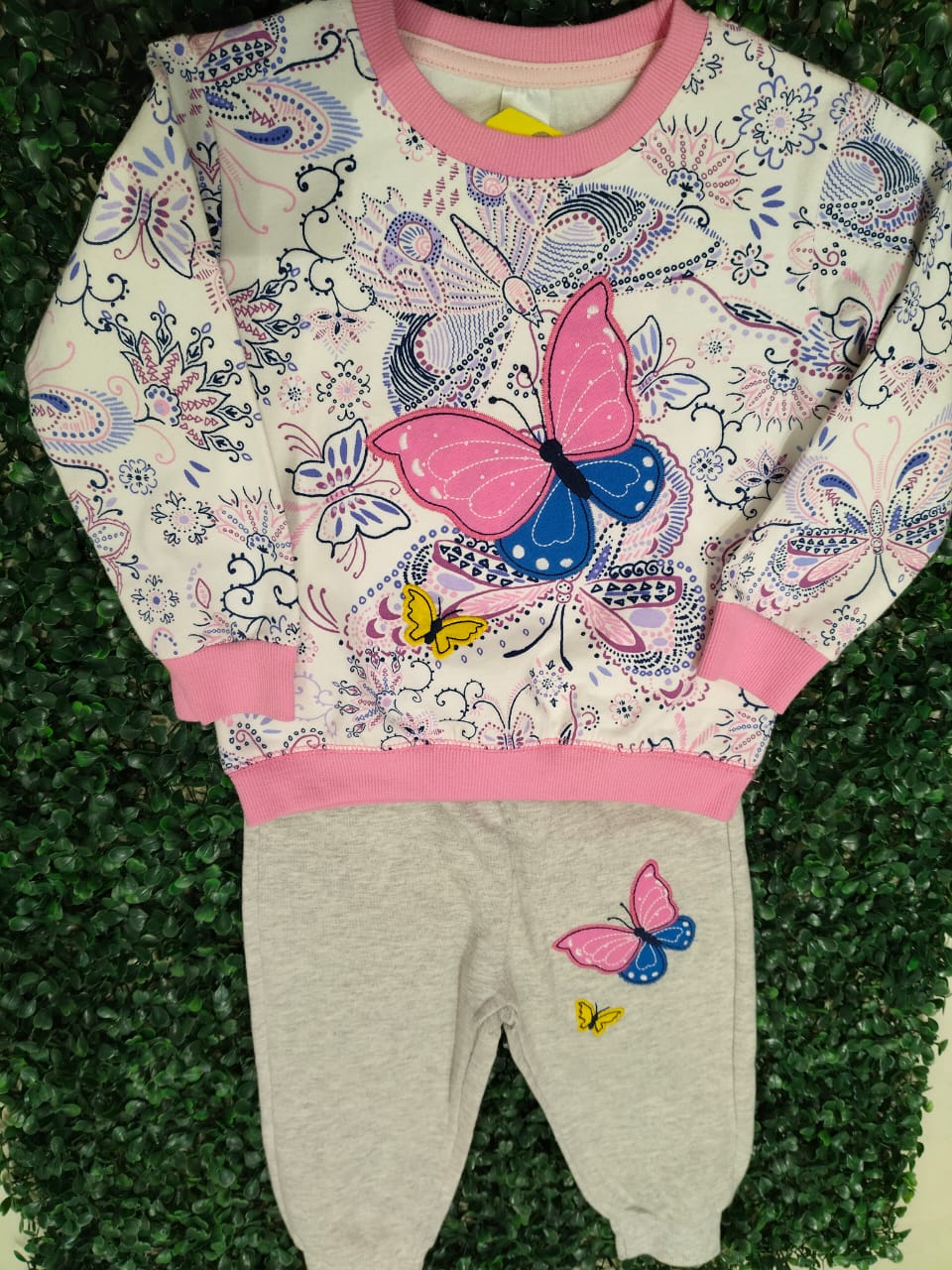 FULL SLEEVES CASUAL WINTER BUTTERFLY PATCH IN PINK