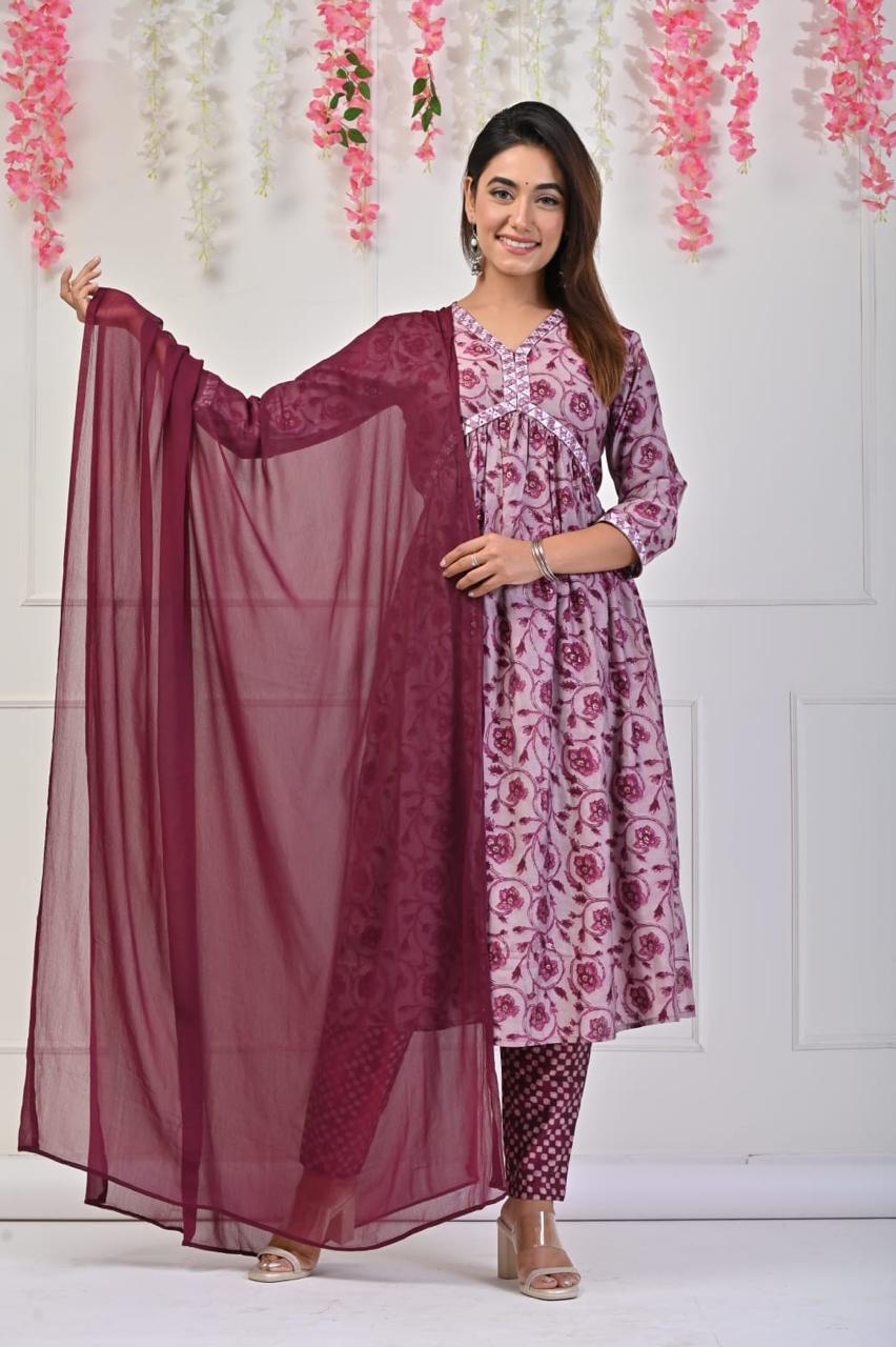 Maroon and grey floral set, ALIYAH cut