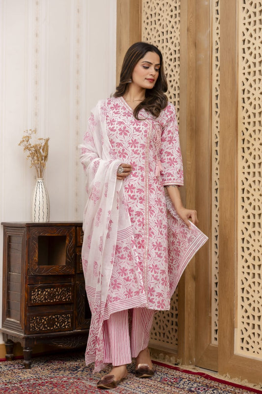 Pink and white floral set, straight cut