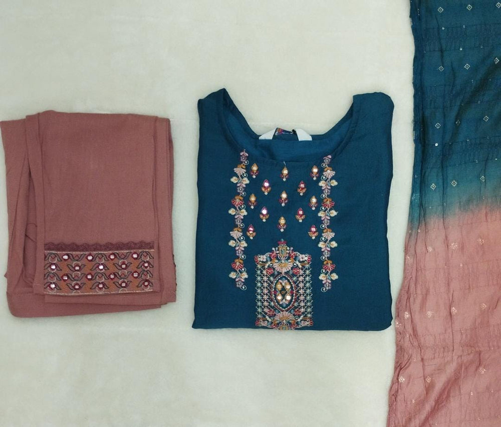 WOMEN'S ETHNIC FESTIVE WEAR