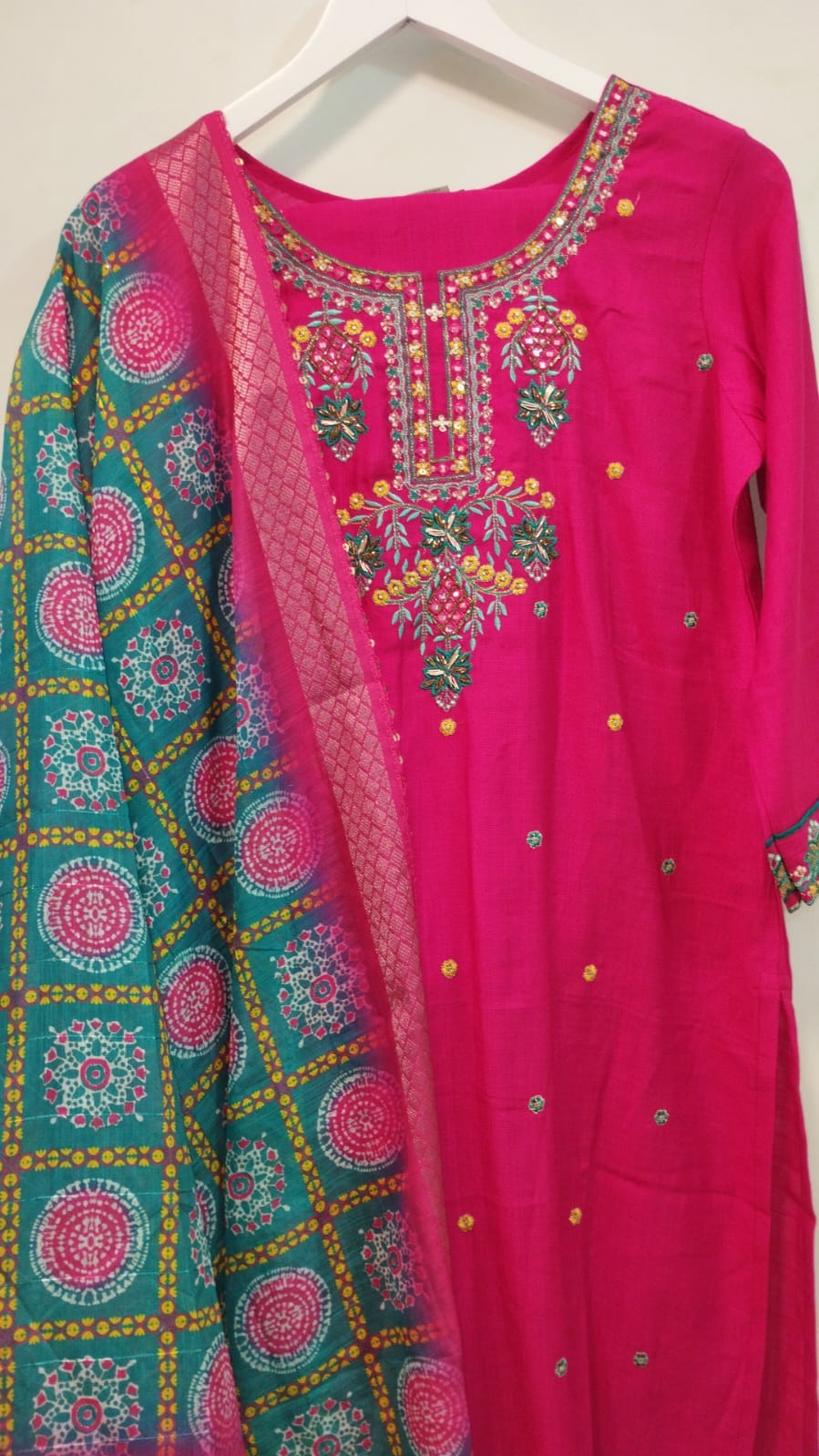 FUSCHIA PINK, STRAIGHT CUT SALWAR KURTA DUPATTA set