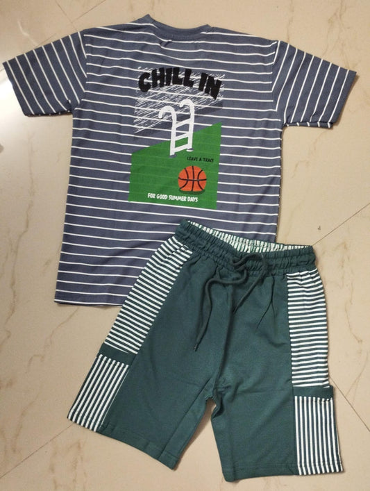 Short sleeves T-shirt and shorts combo