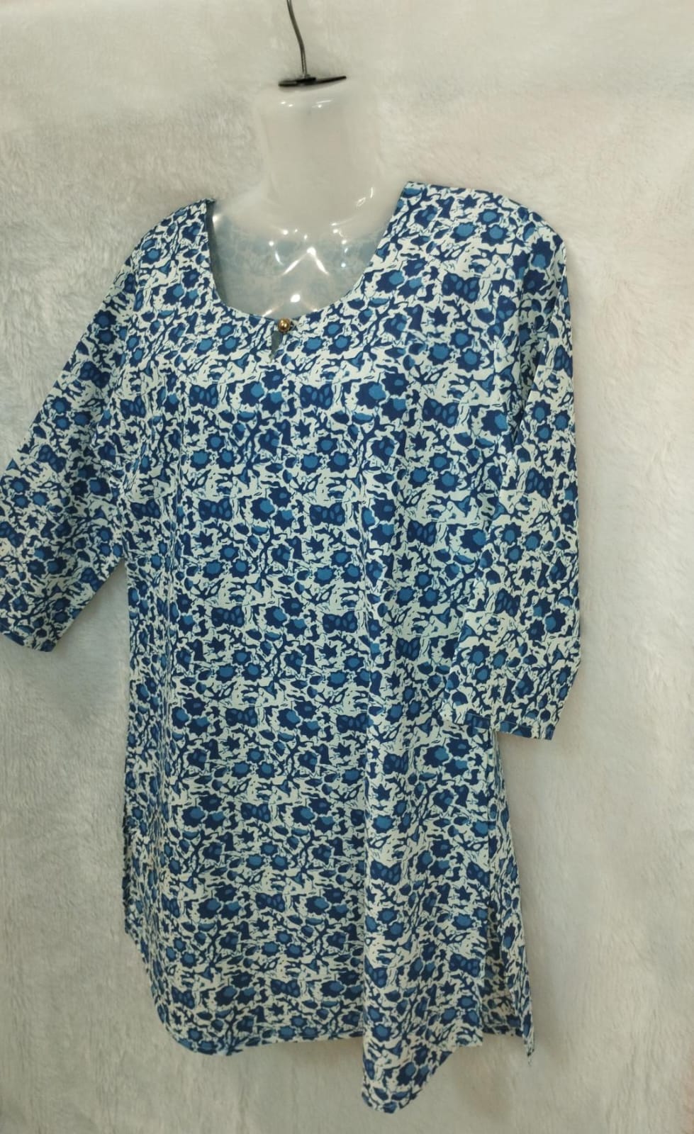 WHITE AND BLUE FLORAL PRINT KURTI