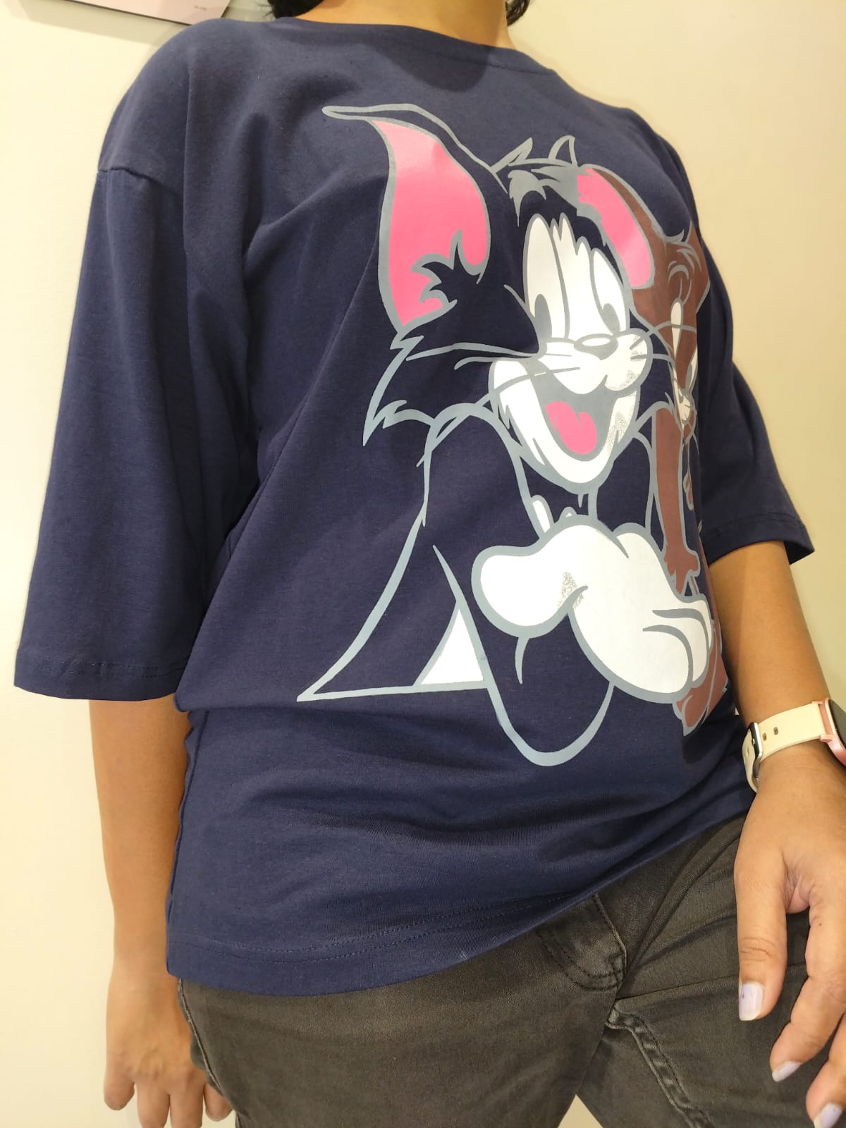 BLACK TSHIRT WITH RUBBER PRINT TOM AND JERRY